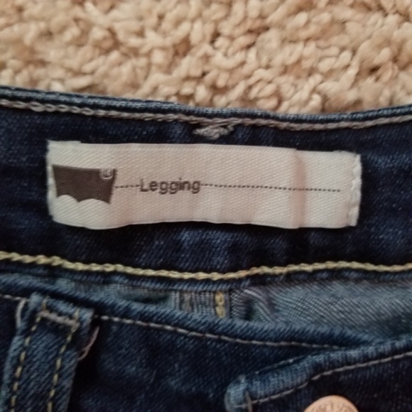Very Nice Levi's Blue Jeans Denim Leggings - Picture 2 of 6